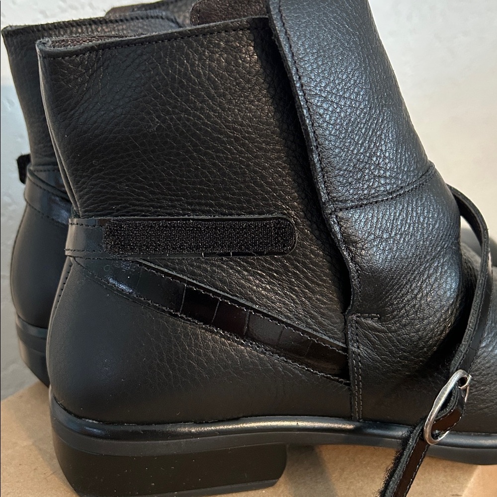 Naot Briza Black Leather Ankle Booties - Picture 6 of 6
